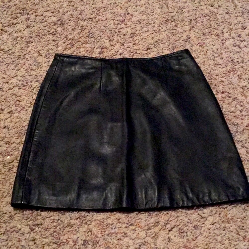 BB Dakota Black leather mini skirt
